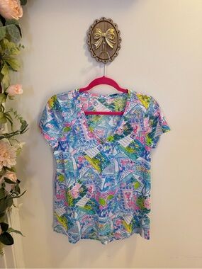 NWT Lilly Pulitzer Etta V-Neck in "Wish You Were Here" - Size Small